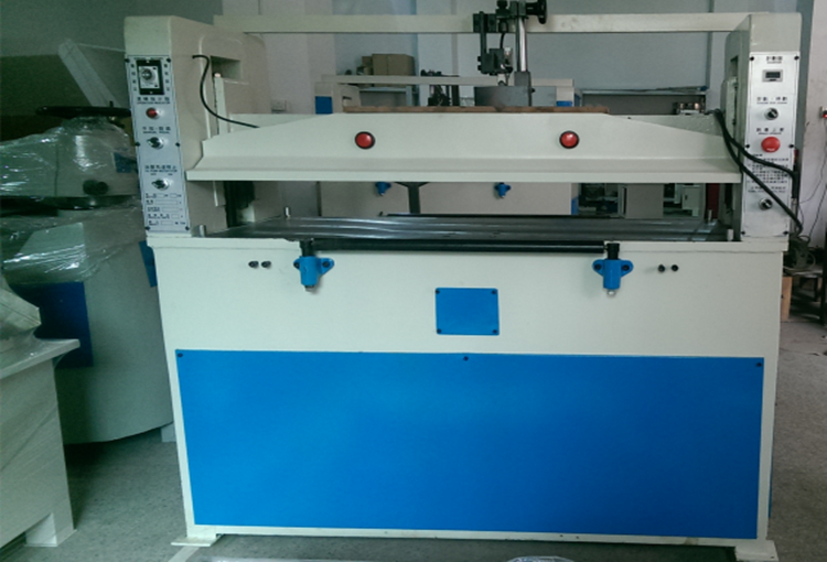 WL-822(ƽ��ʽ)25T��30T ƽ��ʽ�͉��Ô��C(j��)